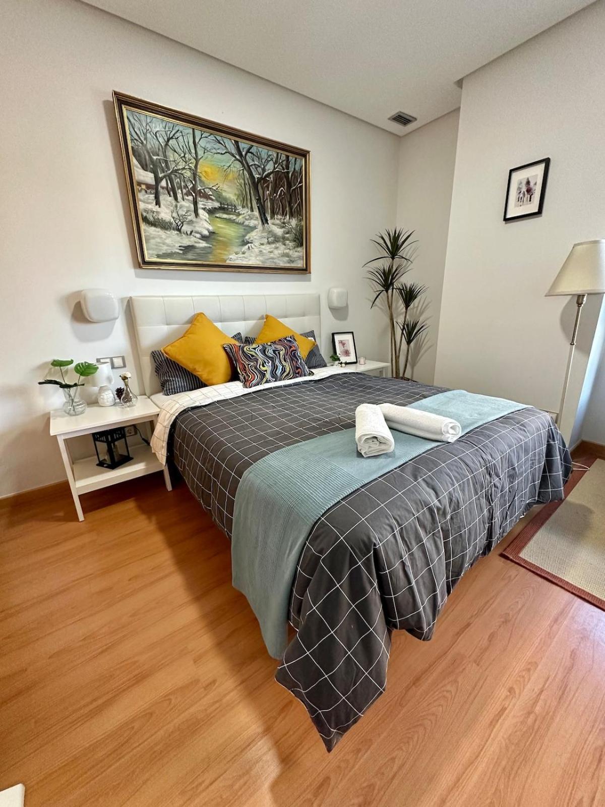 Modern Near Center, Airport, Metro *
